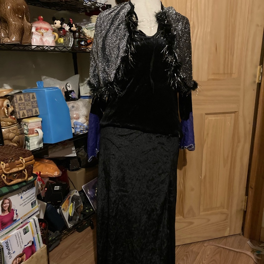Pony Express and Mario Chiodo Studios women's costume